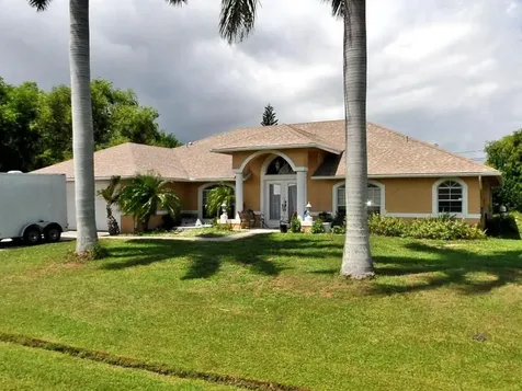 2843 SE Melaleuca Boulevard Port St Lucie FL 34952