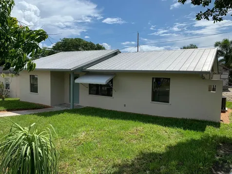 2418 2nd Court SE Vero Beach FL 32962