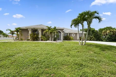 711 SW Gretchen Terrace Port St Lucie FL 34953