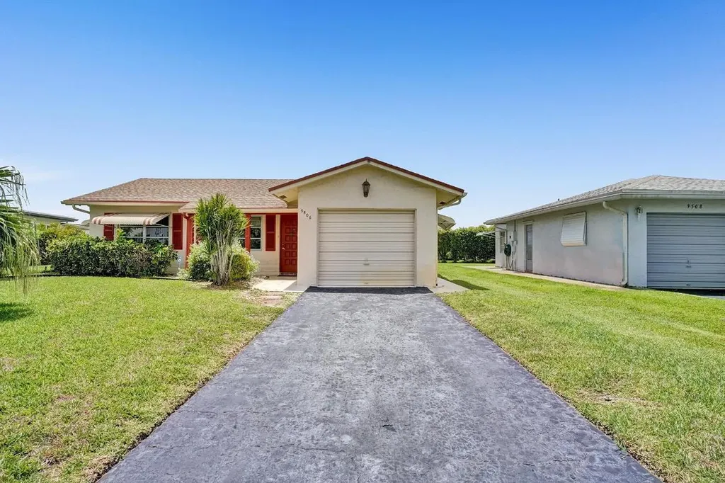 9506 NW 80th Court Tamarac FL 33321