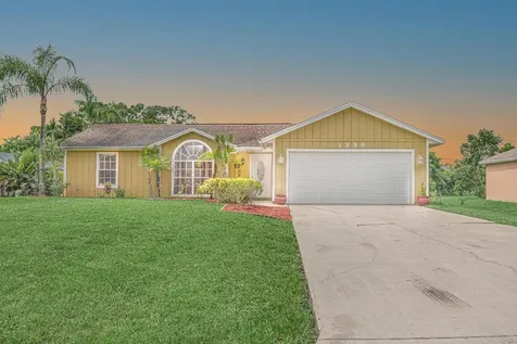 1250 SW Janette Avenue Port St Lucie FL 34953
