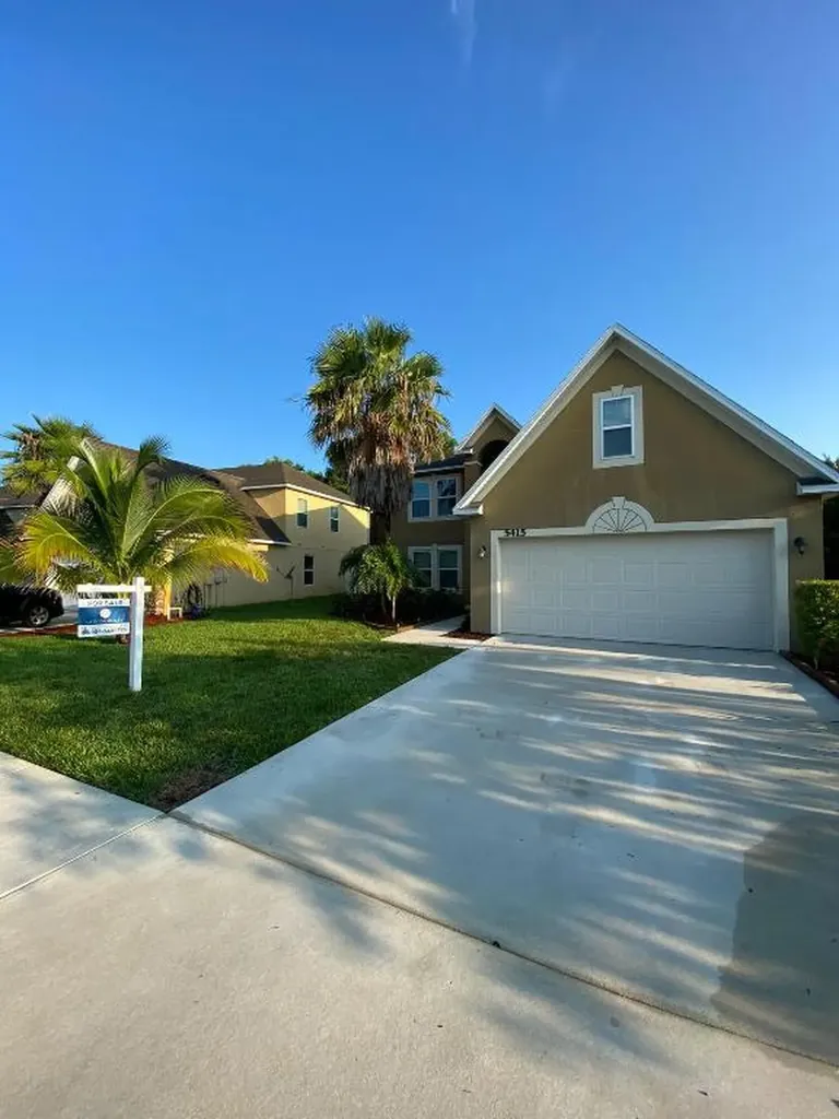 5415 NW Wisk Fern Circle Port St Lucie FL 34986