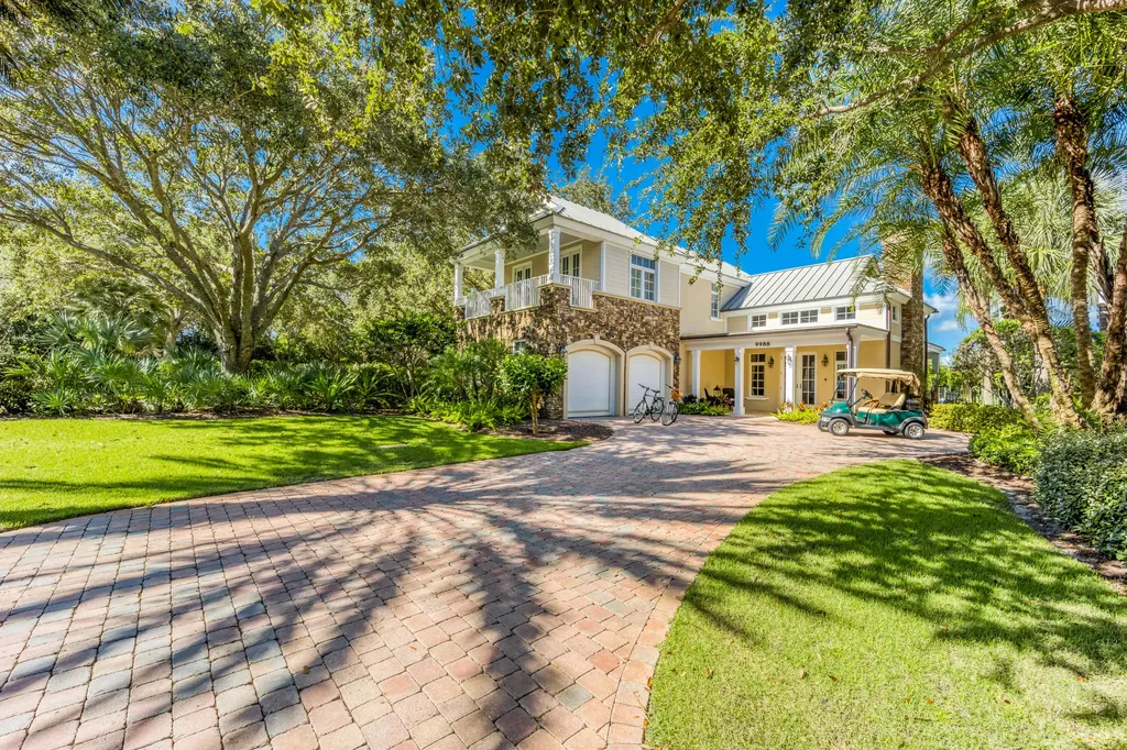 9988 SE Cottage Lane Hobe Sound FL 33455