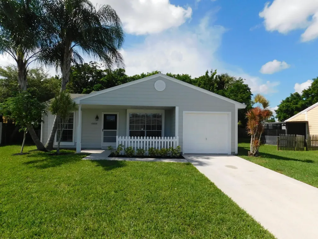 10606 Aquarius Lane Royal Palm Beach FL 33411