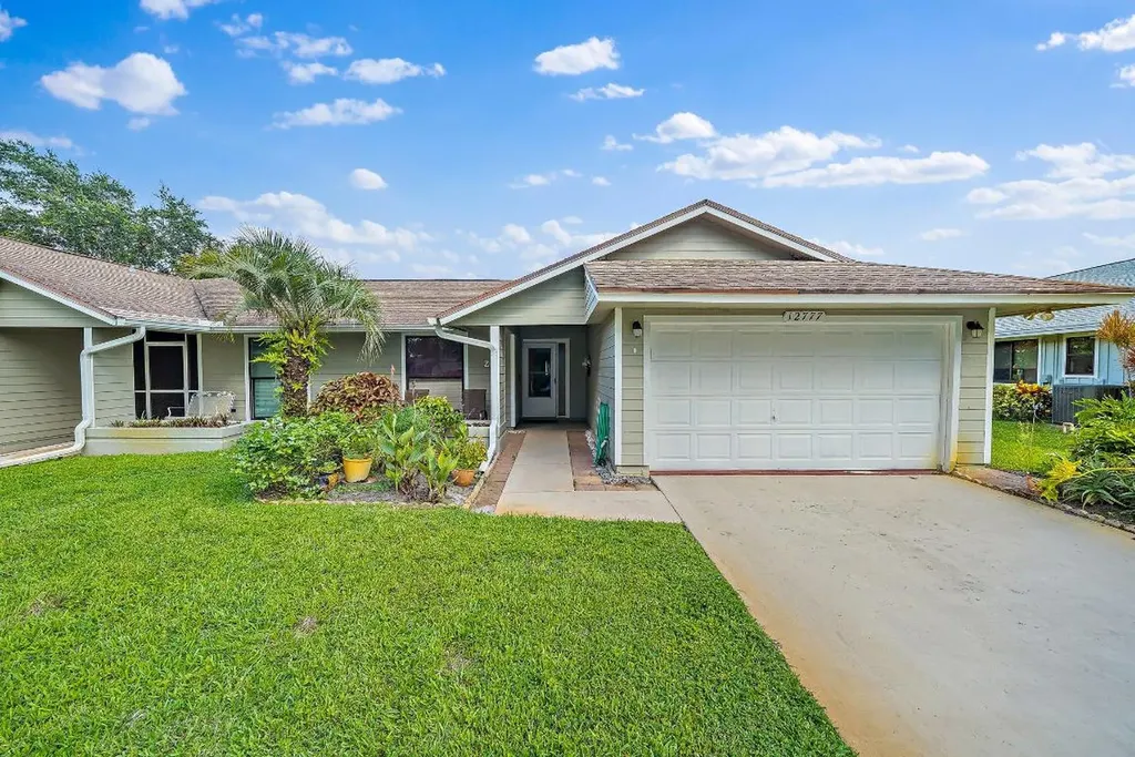 12777 SE Pinehurst Court Hobe Sound FL 33455