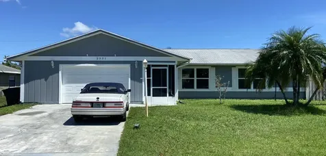2331 SE Bounty Avenue Port St Lucie FL 34952