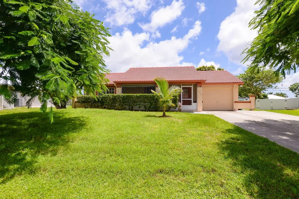 5030 NW Erskin Terrace Port St Lucie FL 34983