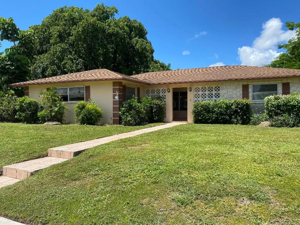 7107 Saint Andrews Road Lake Worth FL 33467