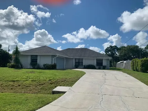 3402 SW Catskill Drive Port St Lucie FL 34953