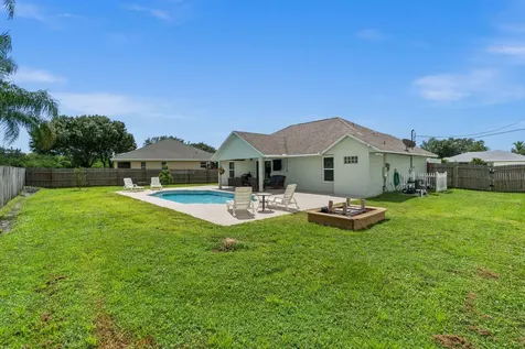 6313 NW Dora Court Port St Lucie FL 34983
