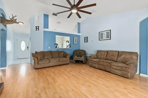 6313 NW Dora Court Port St Lucie FL 34983