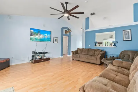6313 NW Dora Court Port St Lucie FL 34983
