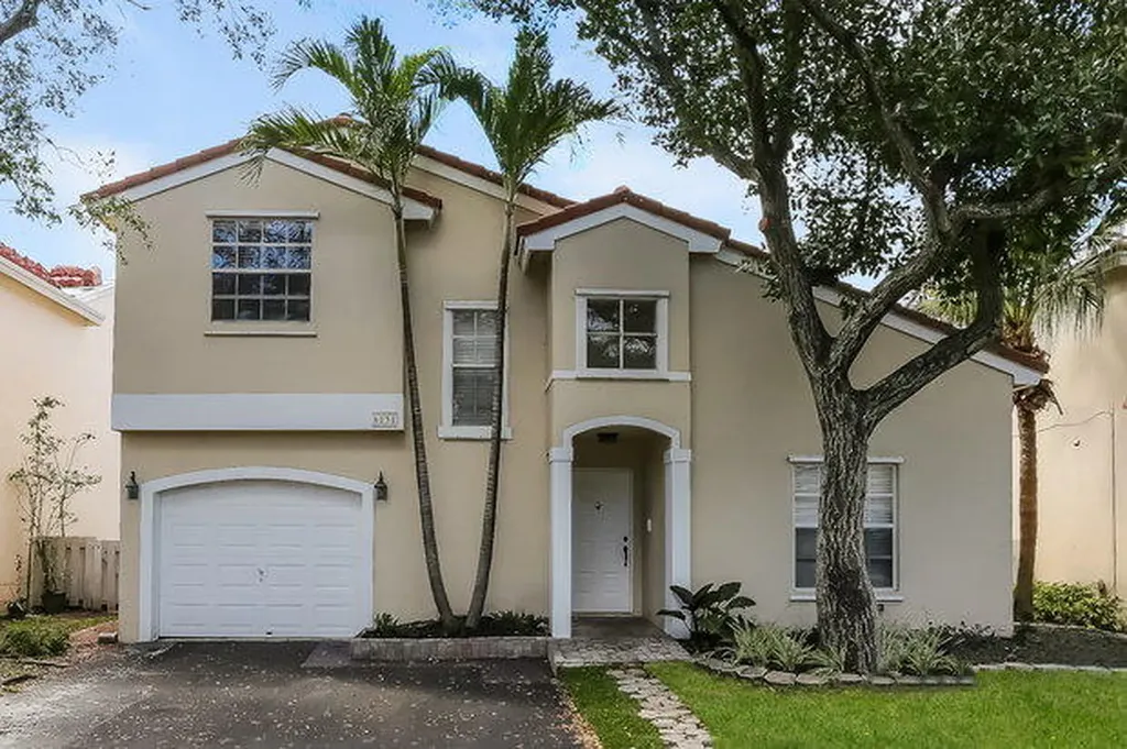 6131 NW 44th Lane Coconut Creek FL 33073