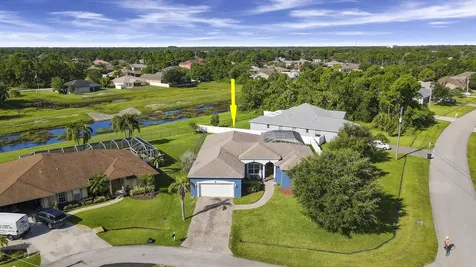 5574 NW Wesley Court Port St Lucie FL 34986
