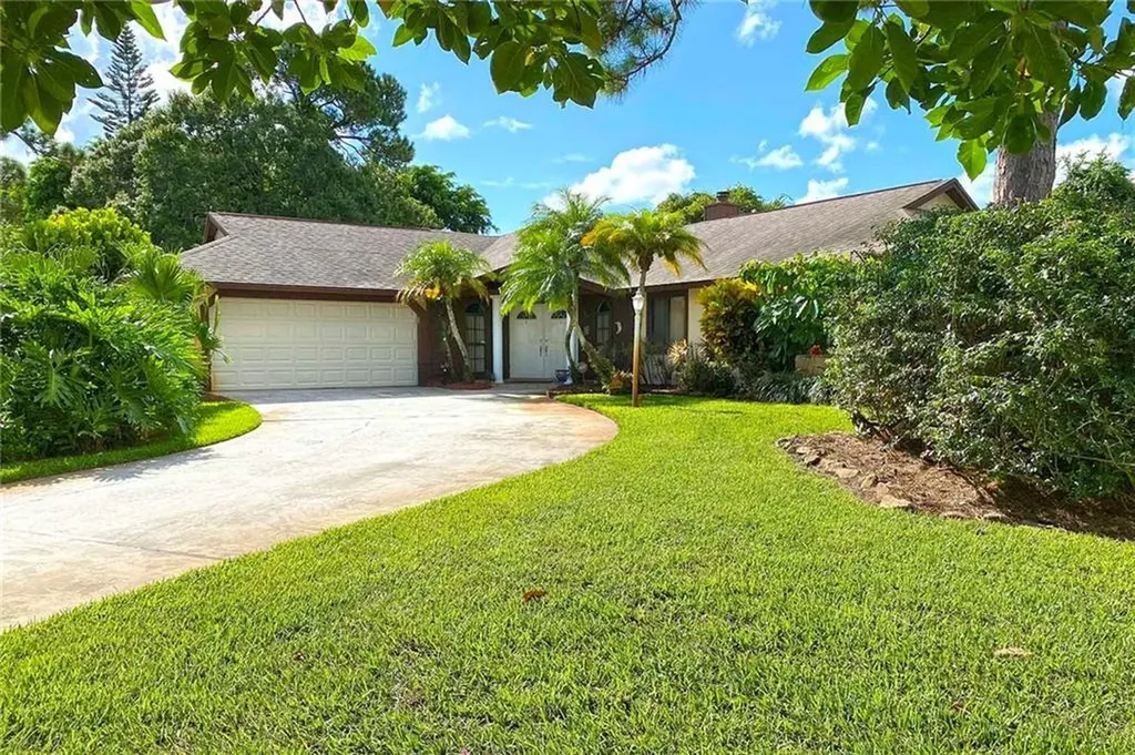 4101 Smokey Pines Court Fort Pierce FL 34951