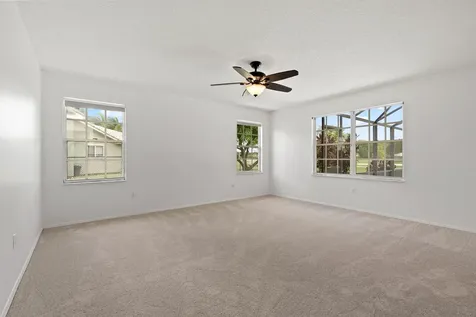6762 NW Argus Street Port St Lucie FL 34983