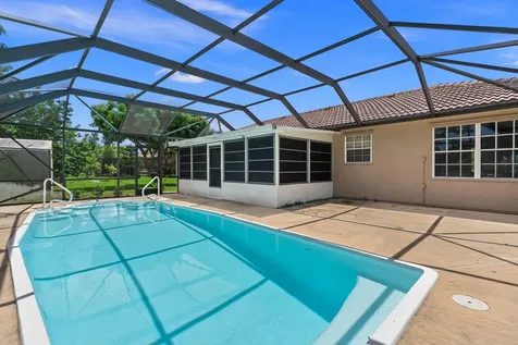 6762 NW Argus Street Port St Lucie FL 34983