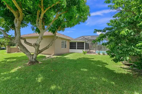 6762 NW Argus Street Port St Lucie FL 34983