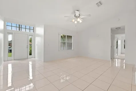 6762 NW Argus Street Port St Lucie FL 34983