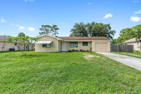 557 NW Goldcoast Avenue Port St Lucie FL 34983