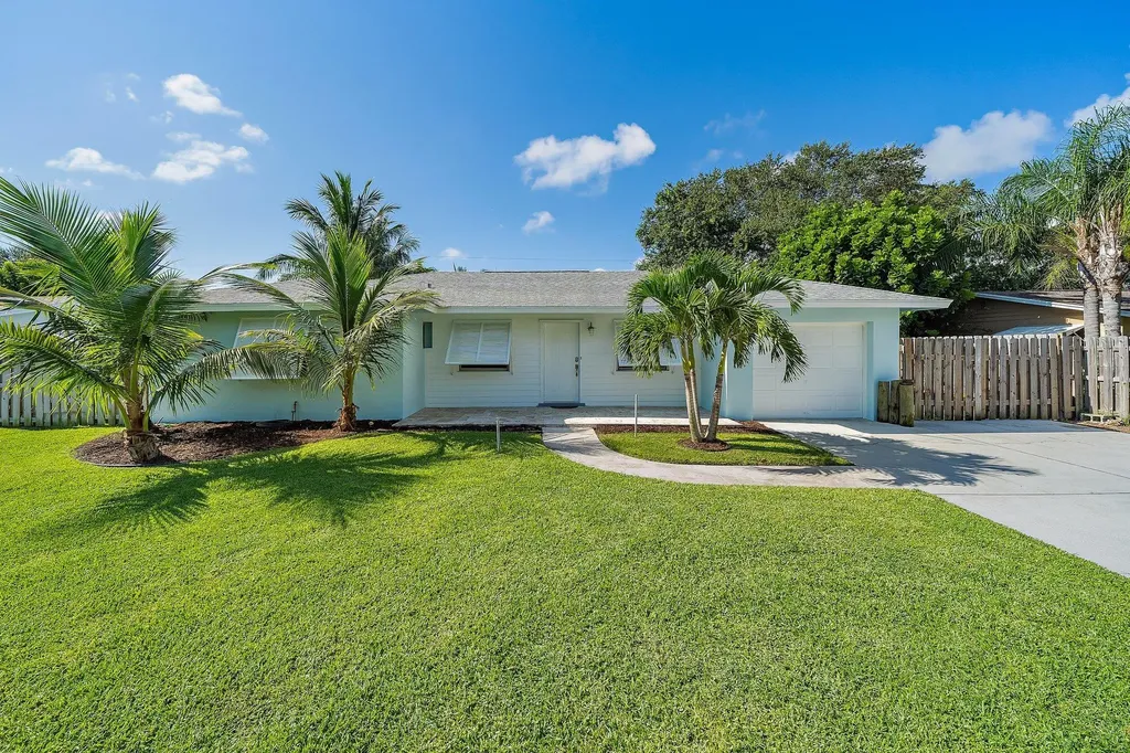 446 Dover Road Jupiter FL 33469