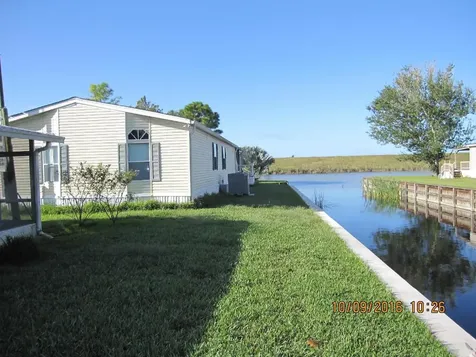 8101 SE 99th Trail Okeechobee FL 34974