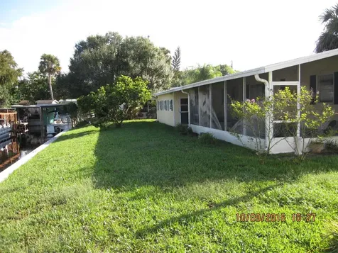8101 SE 99th Trail Okeechobee FL 34974
