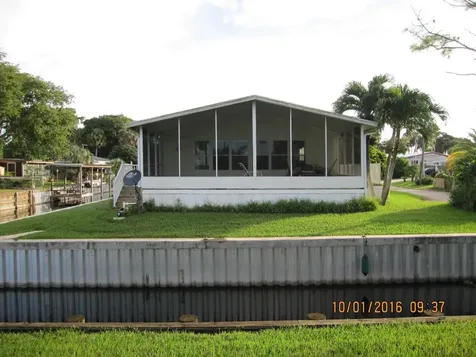 8101 SE 99th Trail Okeechobee FL 34974