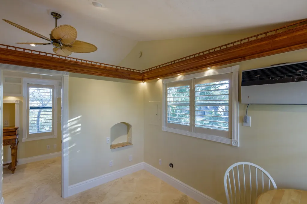 4884 Bonanza Court Palm Beach Gardens FL 33418