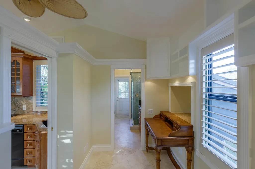 4884 Bonanza Court Palm Beach Gardens FL 33418