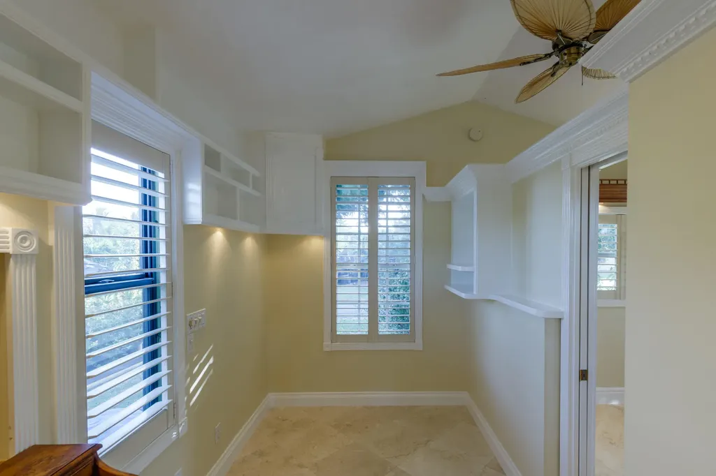4884 Bonanza Court Palm Beach Gardens FL 33418