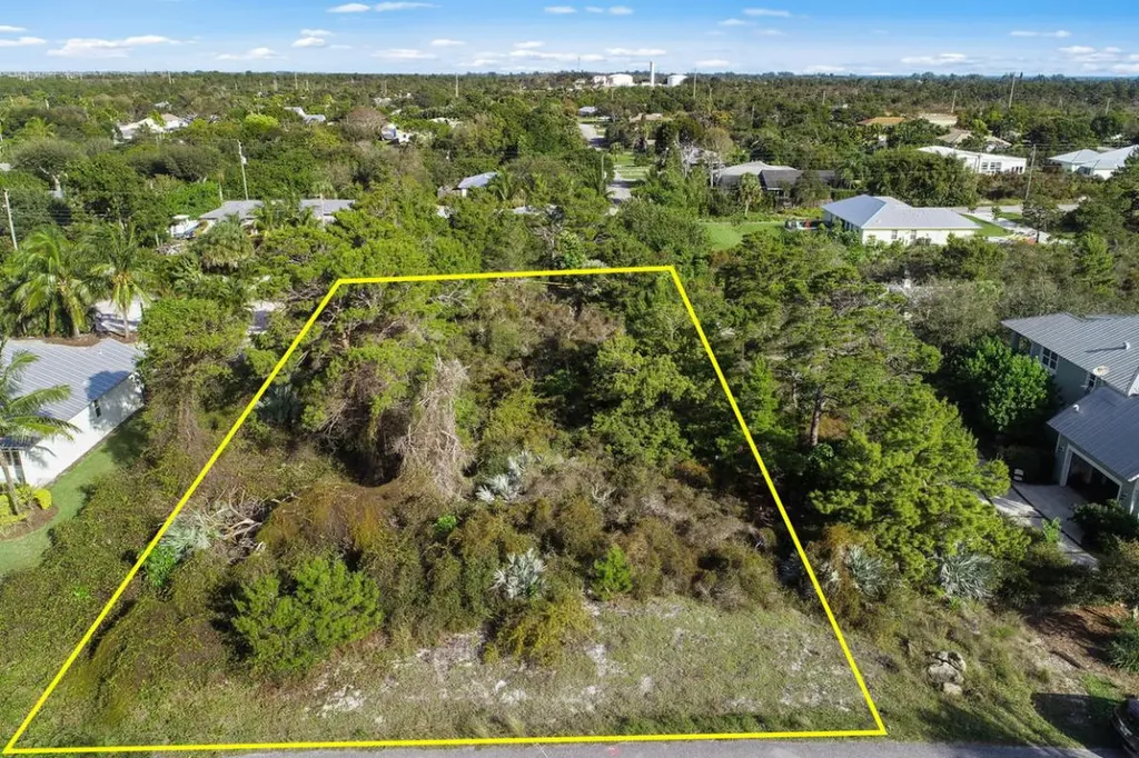 9537 SE Sharon Street Hobe Sound FL 33455