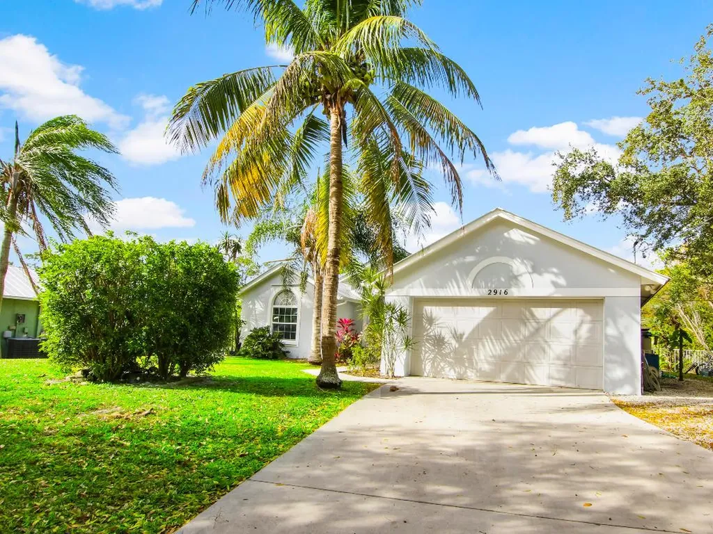 2916 SW Feroe Avenue Palm City FL 34990