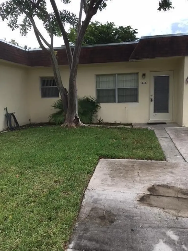 3649 SW Natura Avenue Deerfield Beach FL 33441