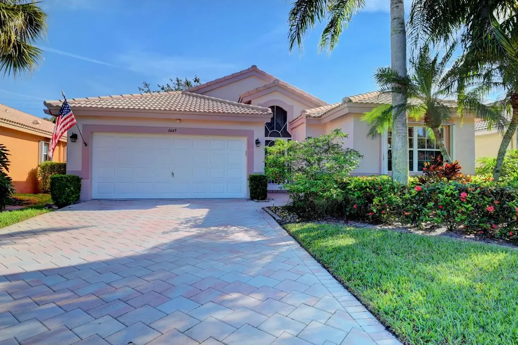 6669 Sun River Road Boynton Beach FL 33437