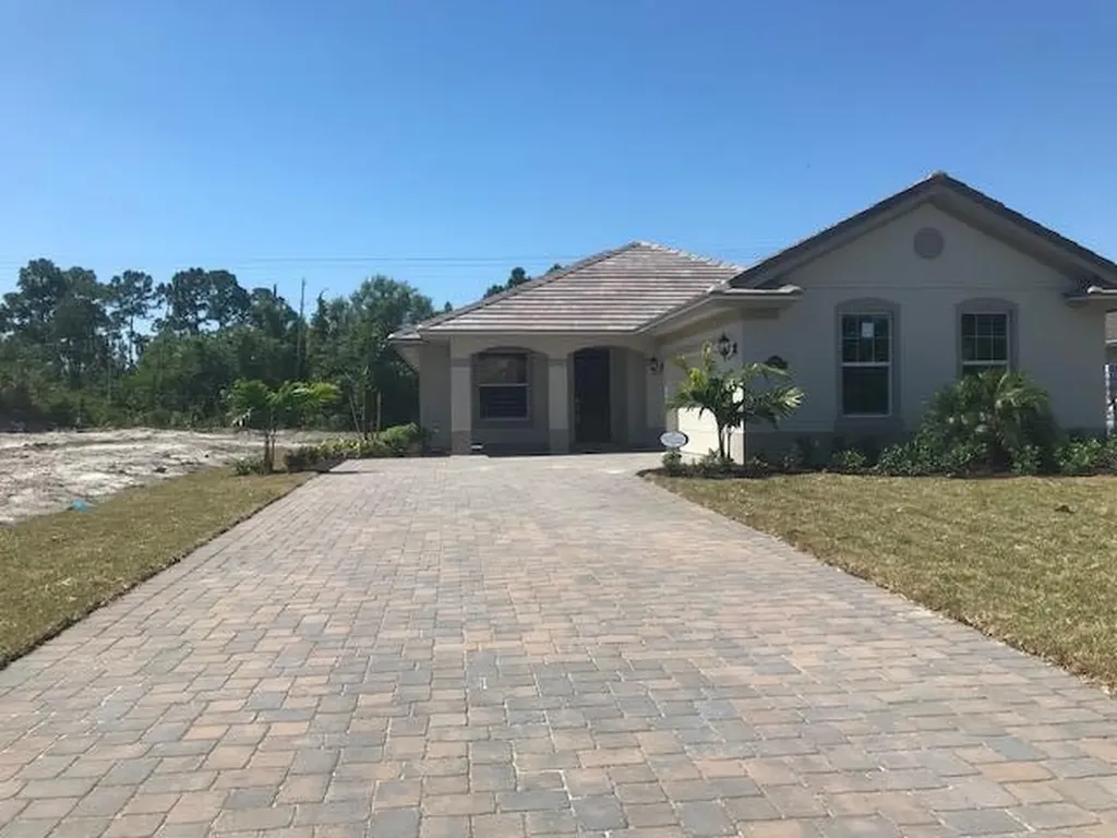 2634 Conifer Drive Fort Pierce FL 34951