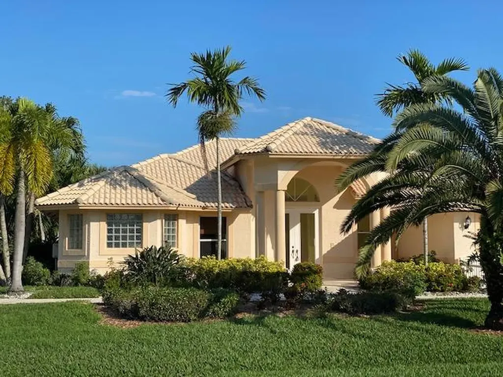 781 SW Dolores Avenue Port St Lucie FL 34983