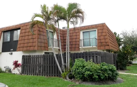 2181 White Pine Circle Greenacres FL 33415