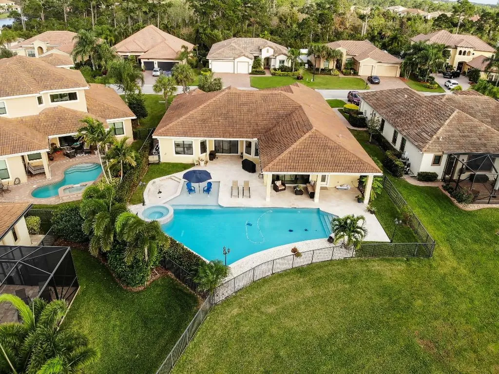3154 NW Stoney Creek Avenue Jensen Beach FL 34957