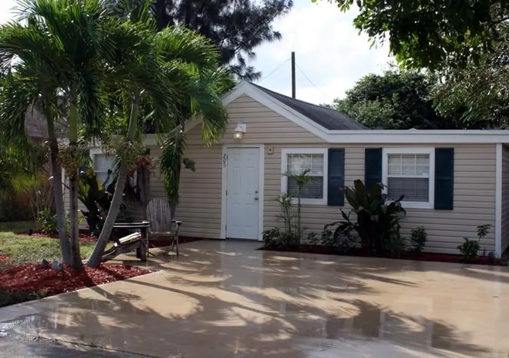 205 Perry Avenue Greenacres FL 33463
