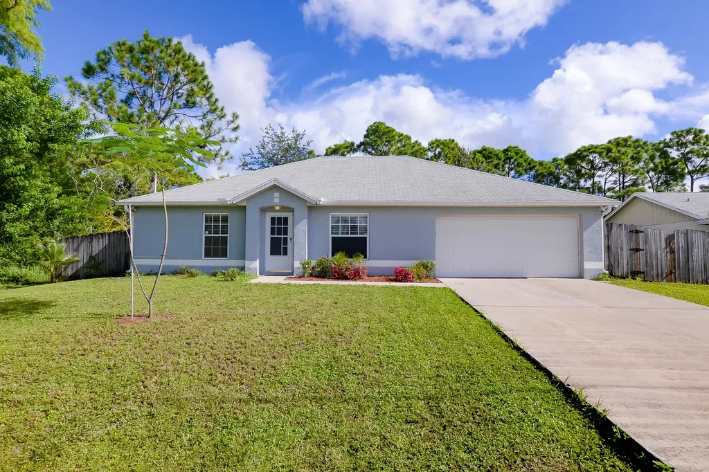 825 NW Archer Avenue Port St Lucie FL 34983