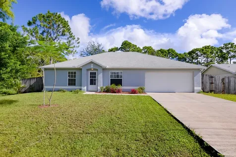825 NW Archer Avenue Port St Lucie FL 34983