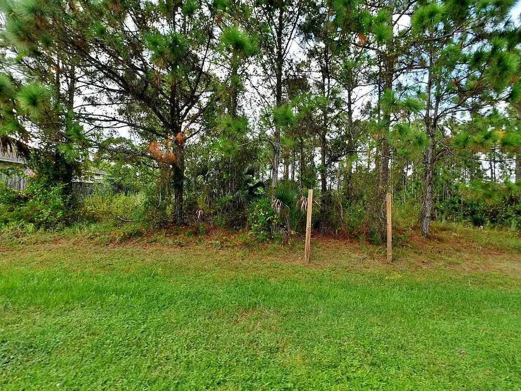 5868 NW Carovel Avenue Port St Lucie FL 34986