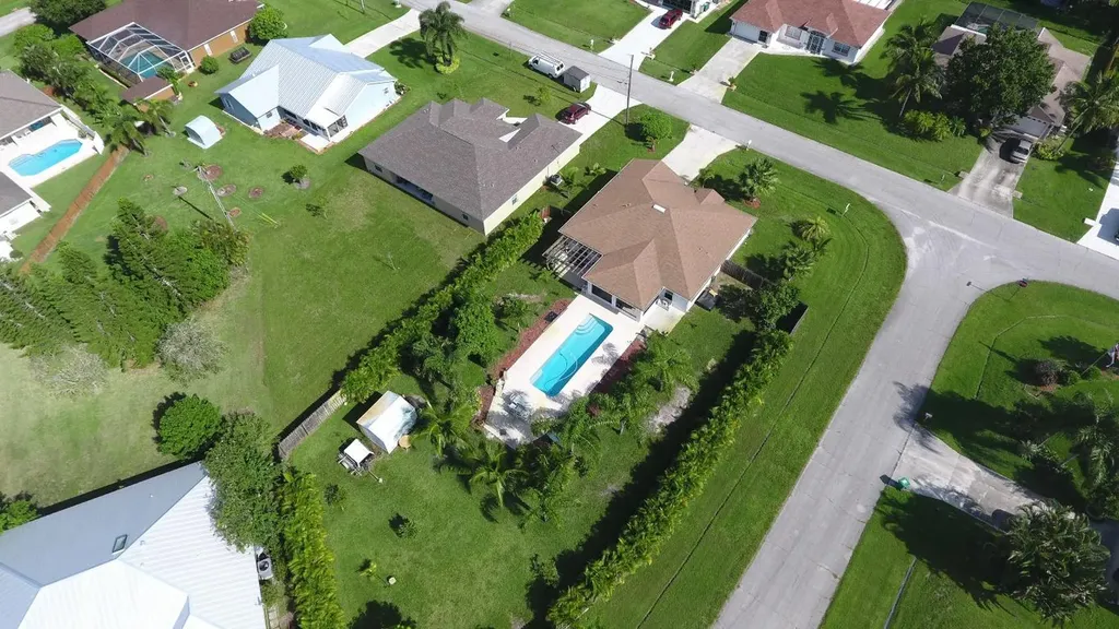 466 SE Nome Drive Port St Lucie FL 34984