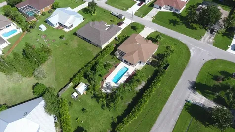 466 SE Nome Drive Port St Lucie FL 34984