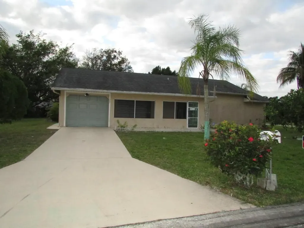 1897 SE Elkhart Terrace Port St Lucie FL 34952