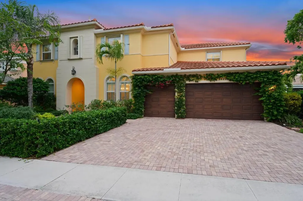 9462 Mcaneeny Court Wellington FL 33414