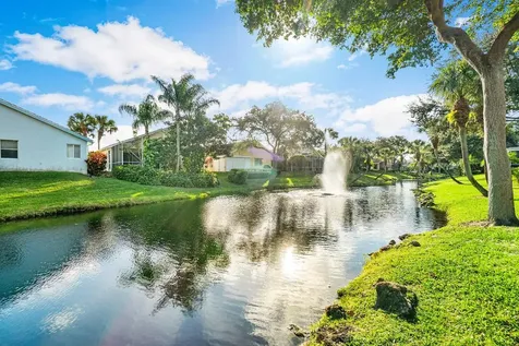 2760 N Clearbrook Circle Delray Beach FL 33445