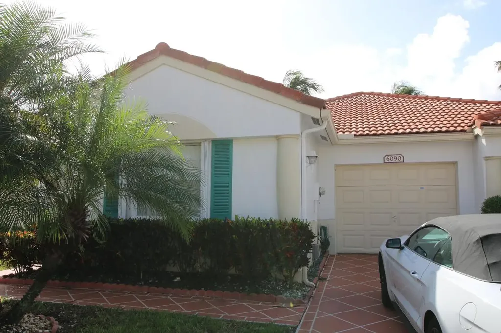 6090 Lake Hibiscus Drive Delray Beach FL 33484