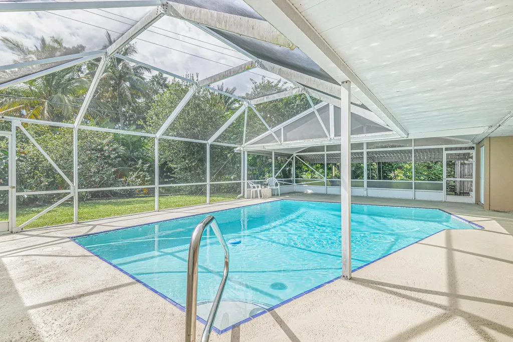 1506 SE Sunshine Avenue Port St Lucie FL 34952